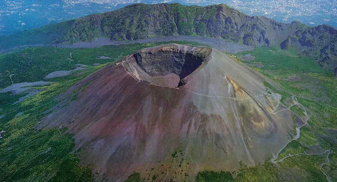 维苏威火山风景图片