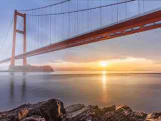魅力气魄的大桥清晨唯美日出风景图片