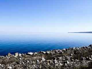 贝加尔湖美丽湖面风景图片