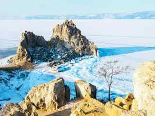 贝加尔湖小清新冬日风景图片桌面壁纸