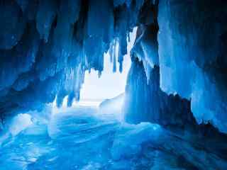 贝加尔湖冰洞图片