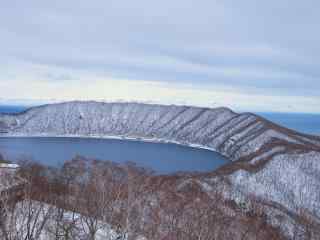 北海道登别湖唯美冬日雪景图片