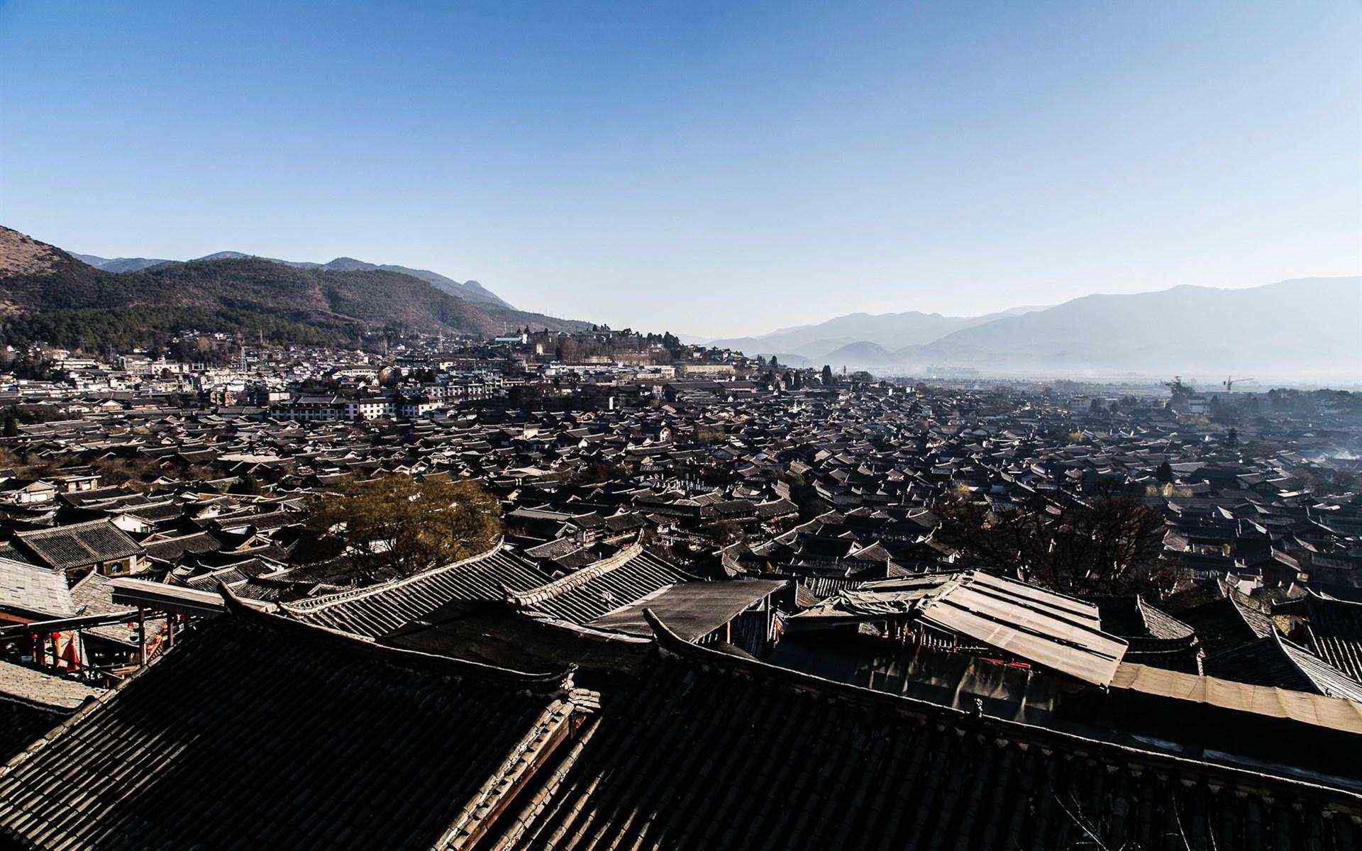 丽江古城唯美蓝天风景图片