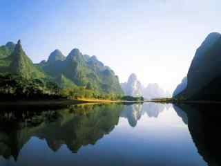 清秀的漓江山水风景图片