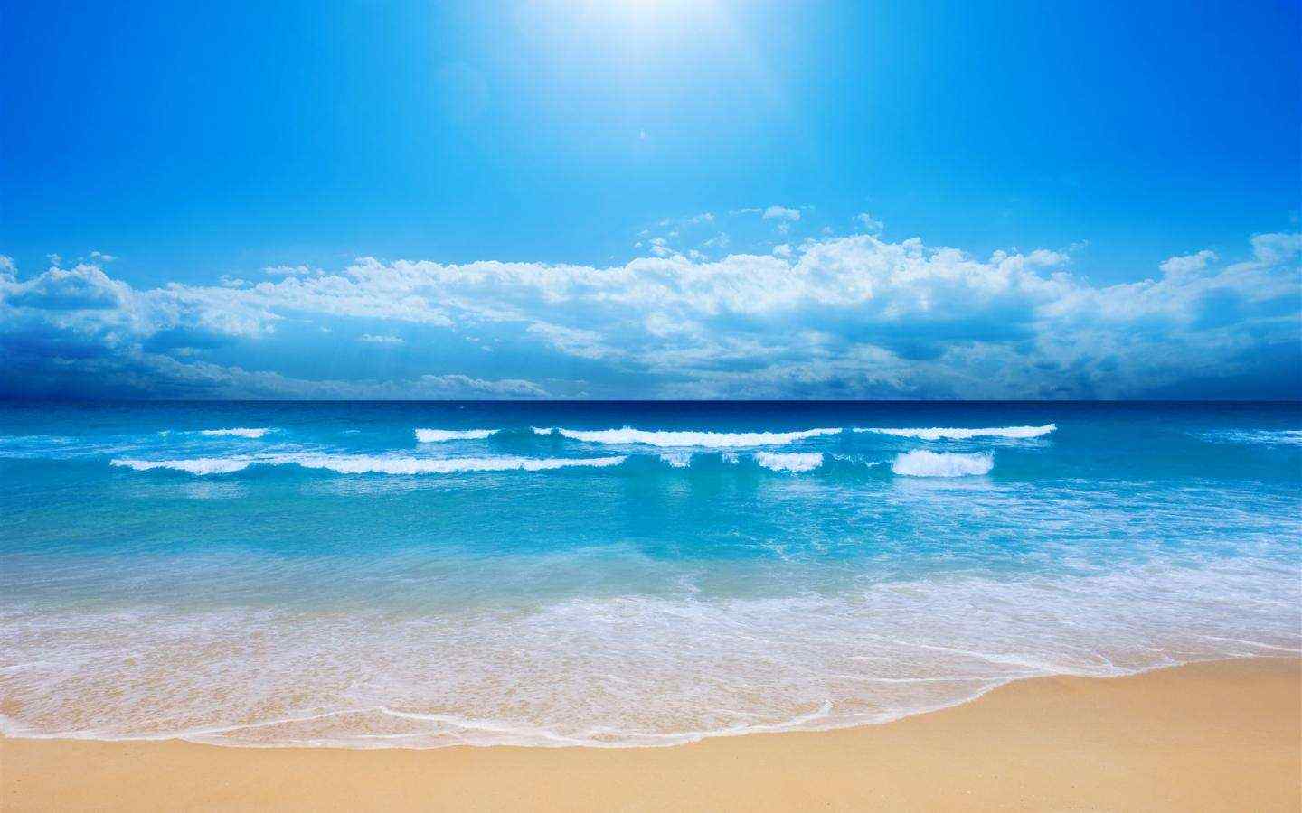 小清新浪漫夏日海边沙滩桌面壁纸