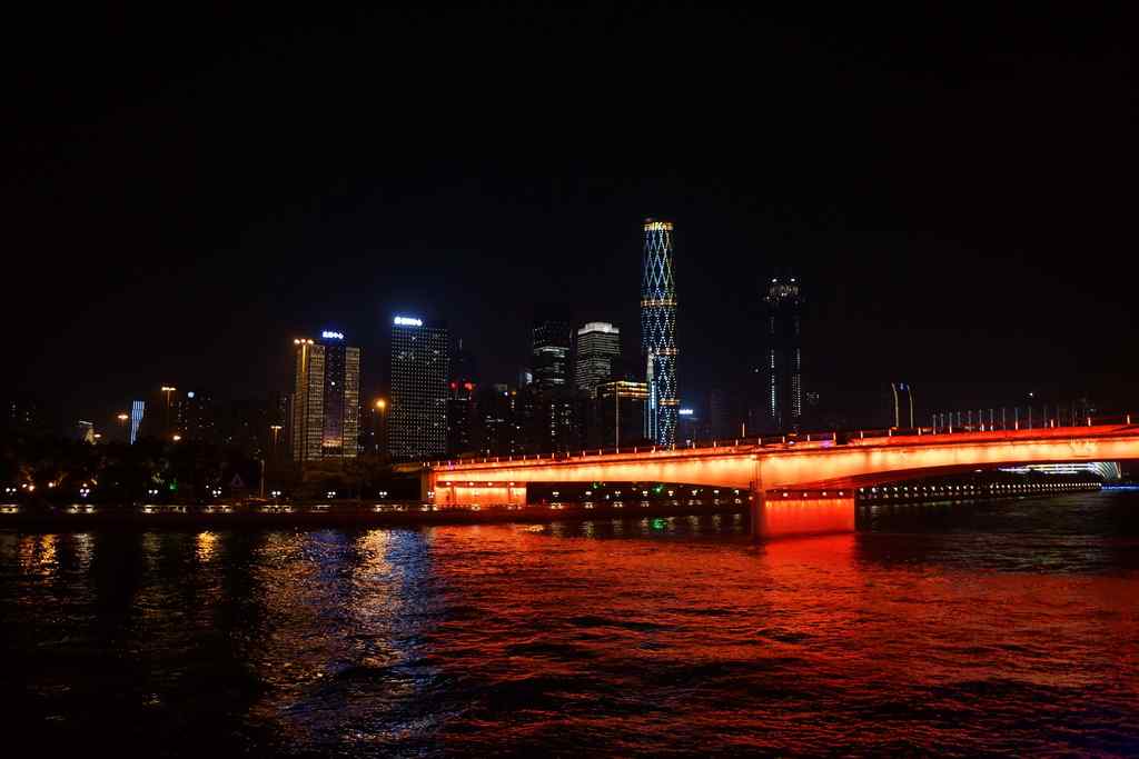 唯美的中国珠江夜景图片