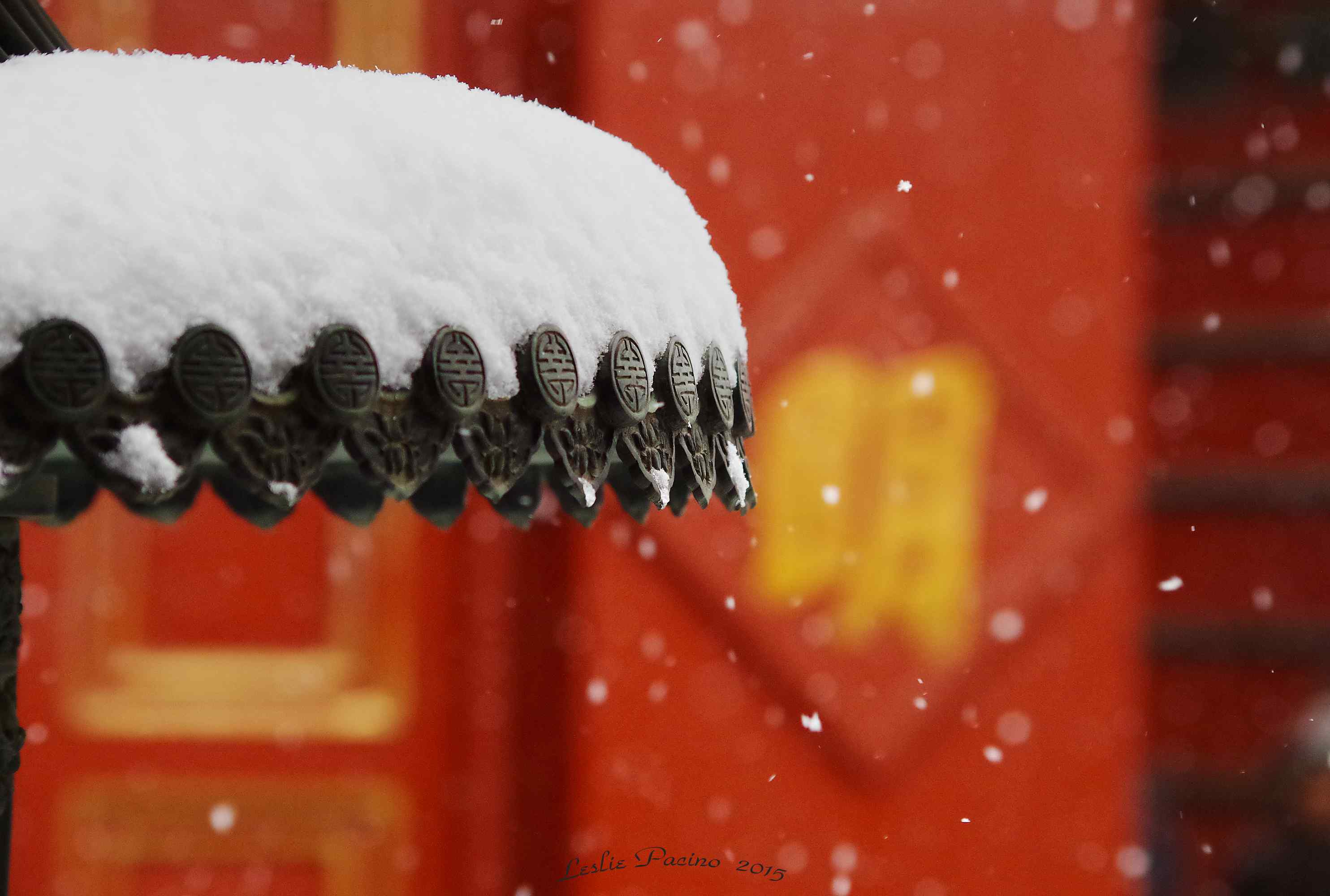 故宫唯美大雪纷飞的雪景桌面壁纸