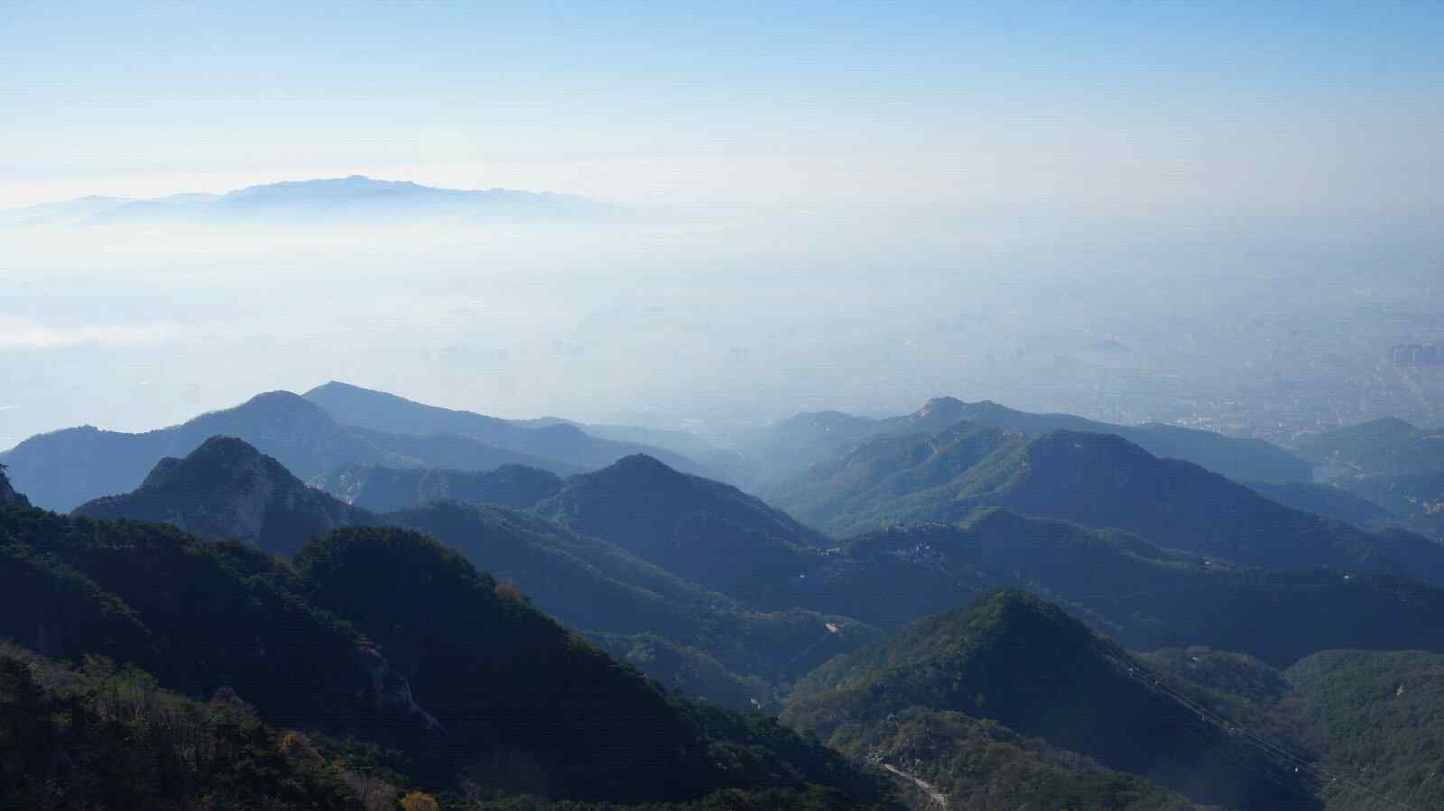 中国最美山峰之泰山风景桌面壁纸