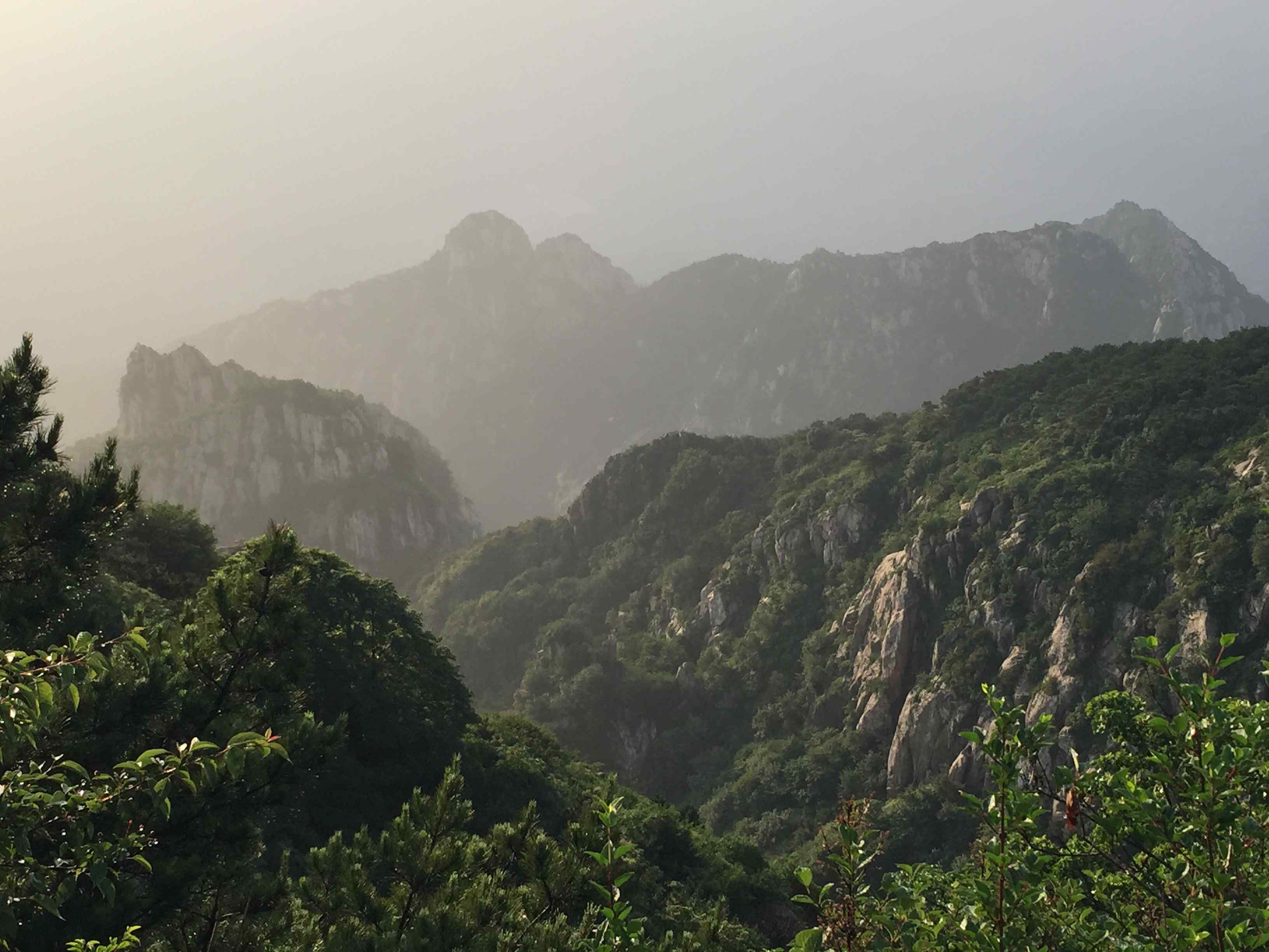 中国最美山峰之泰山桌面壁纸