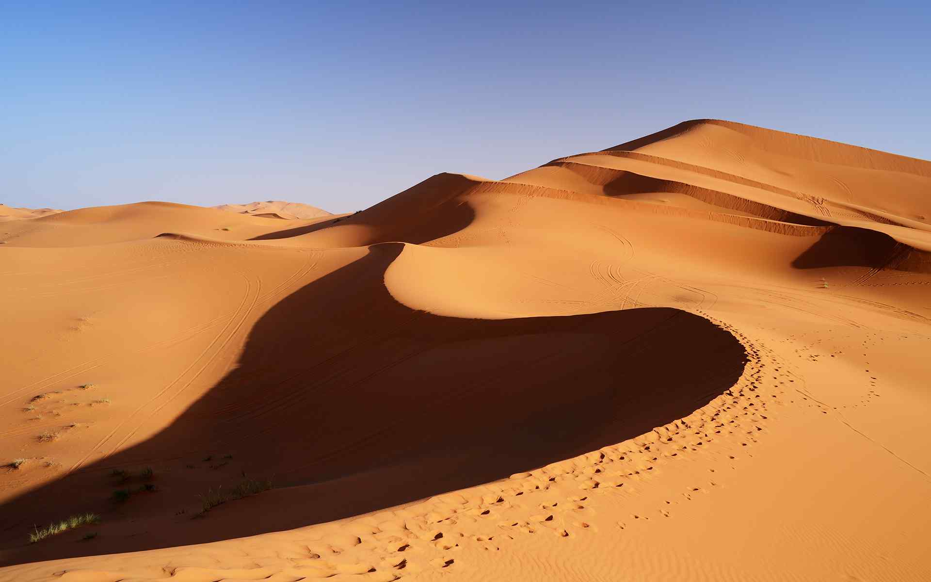 热带沙漠迷人风景高清图片桌面壁纸