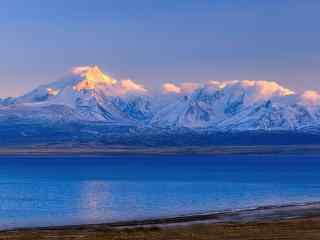 西藏雪山高清山水