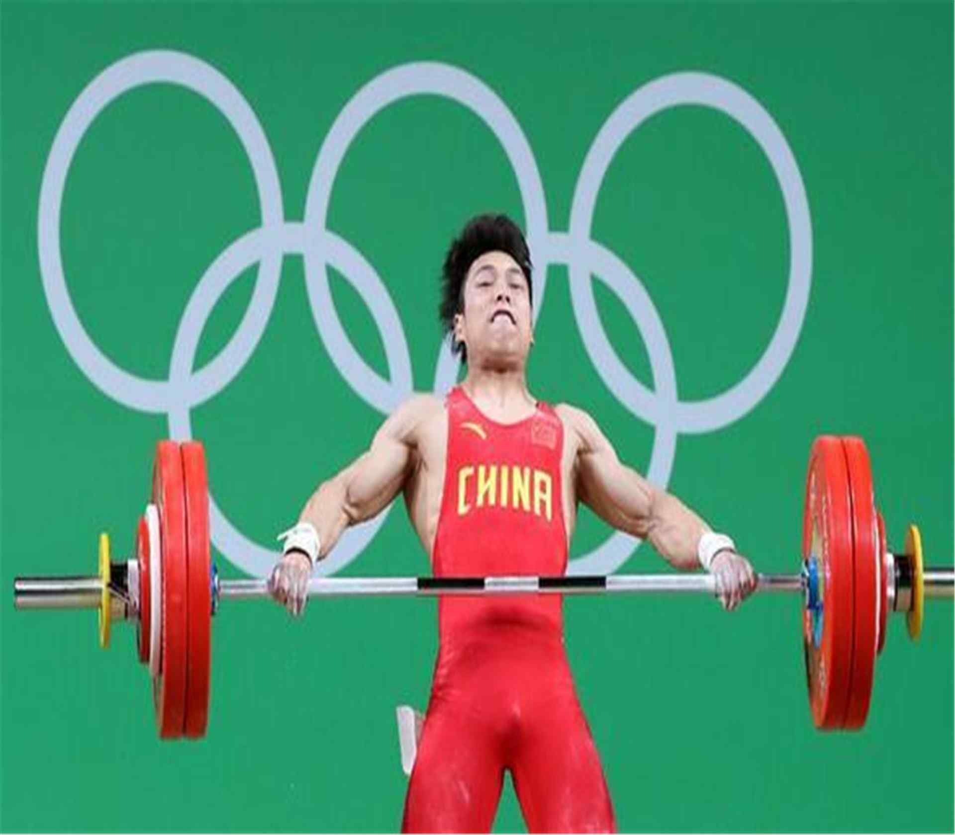 2016年奥运会男子举重破总记录冠军龙清泉最新图片下载
