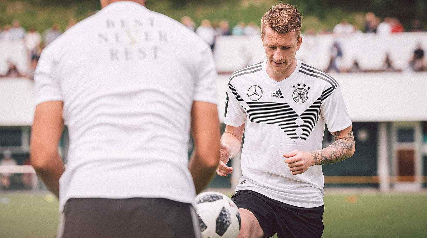 2018世界杯德国队帅气高清壁纸
